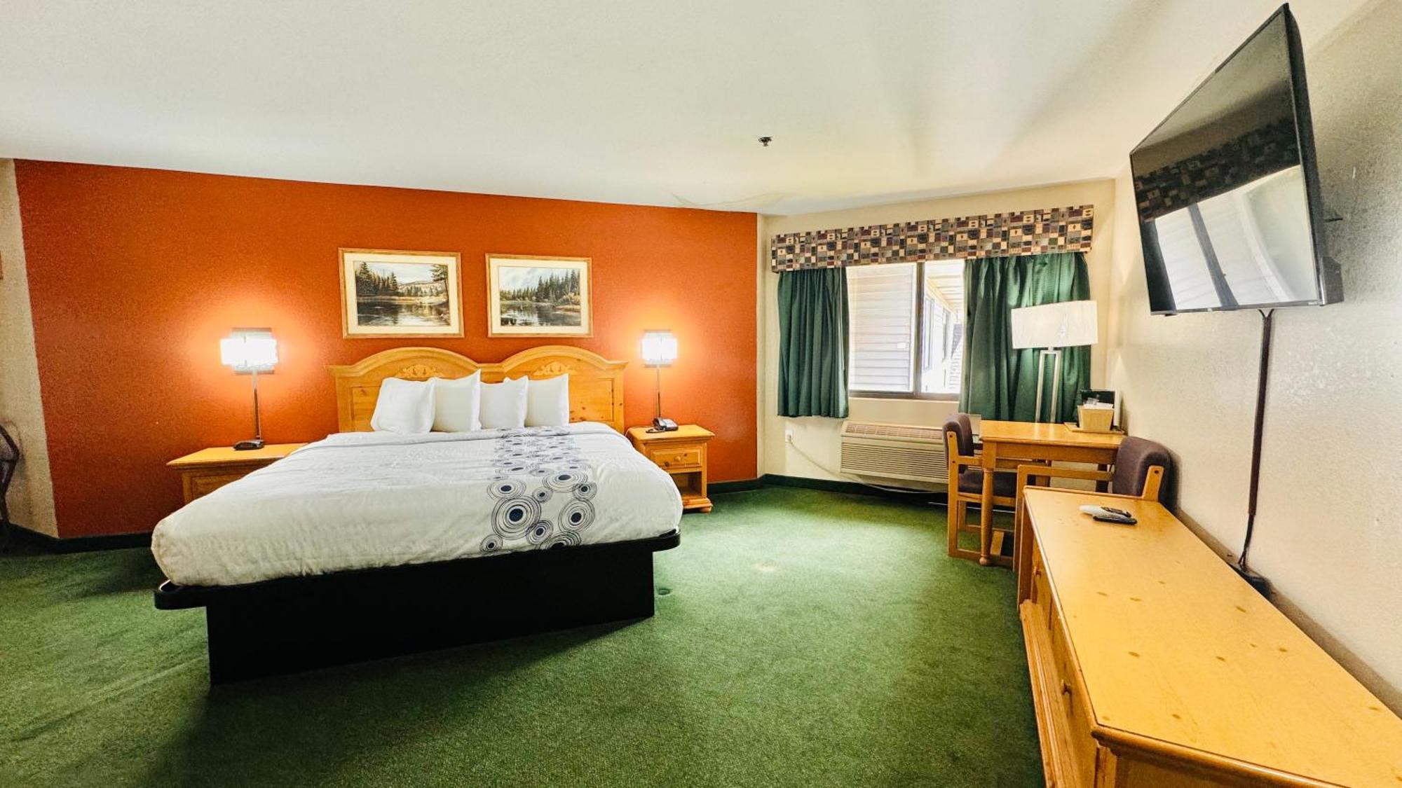 Regency Inn And Suites Stilwell Bagian luar foto