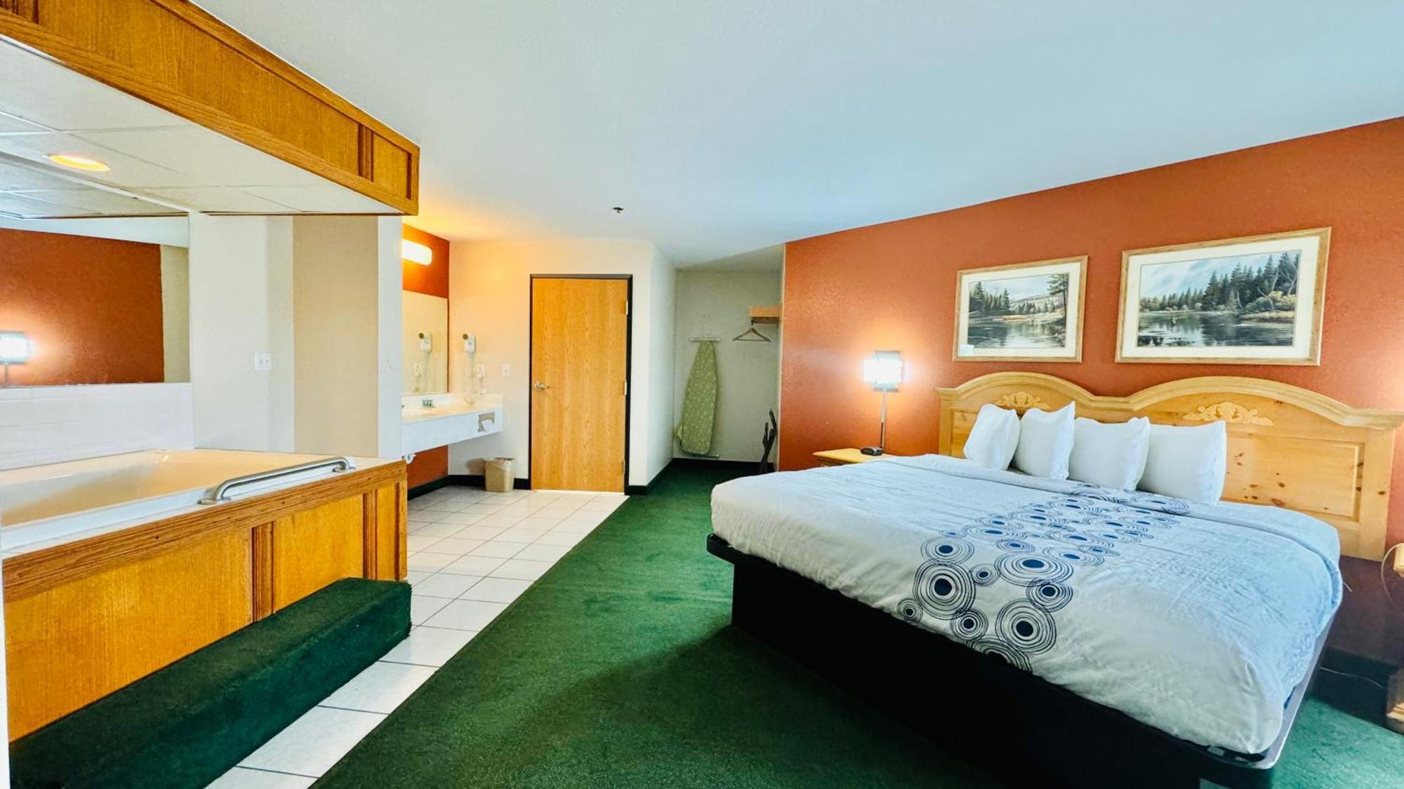 Regency Inn And Suites Stilwell Bagian luar foto