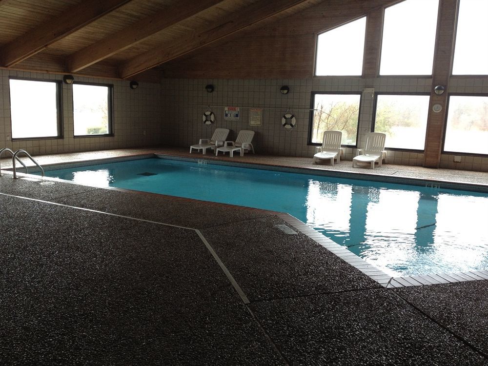 Regency Inn And Suites Stilwell Bagian luar foto